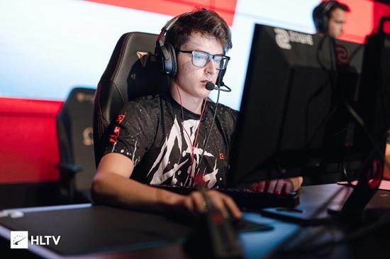 忠县电竞引领城市发展新潮流