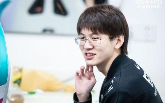 Hero久竞电竞战队正式亮相引发热潮